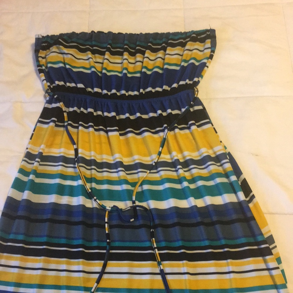 Women’s strapless maxi dress